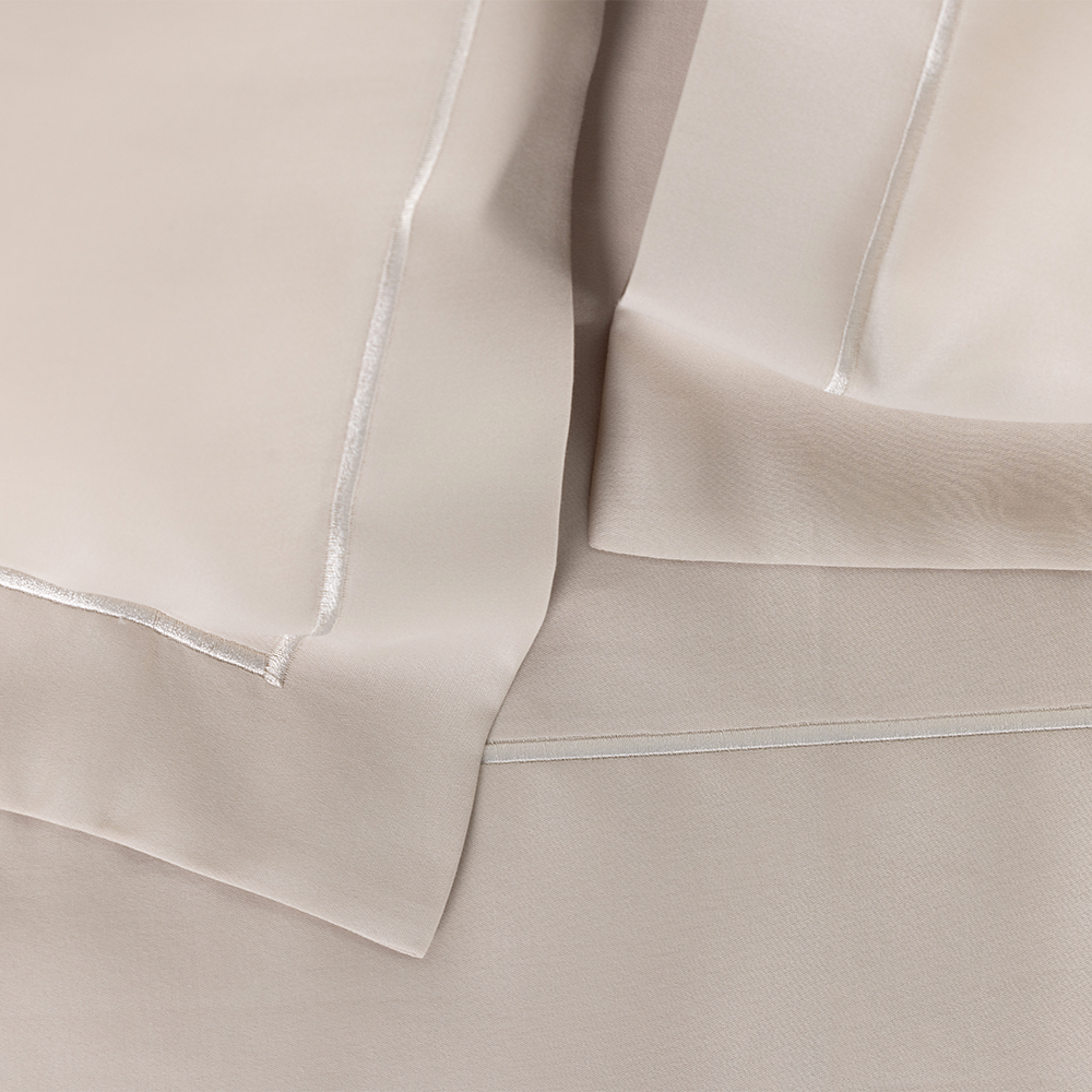 Sand Luxe SUPIMA® Sateen Duvet Cover Set